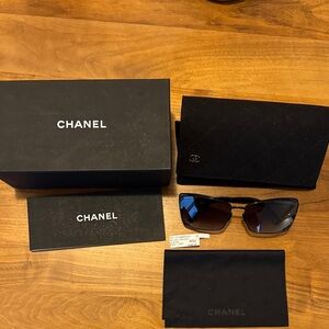 CHANEL sunglasses